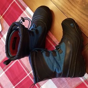 NorthFace Bungee Lace Waterproof boot size 6